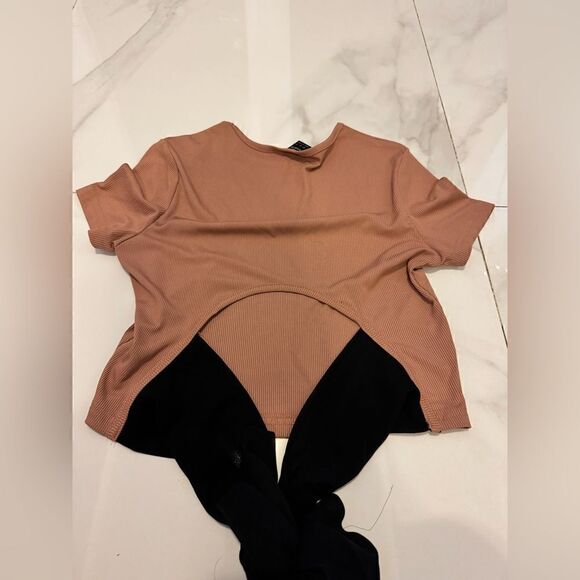 SHEIN Ribbed crop top #2 - Picture 2 of 5